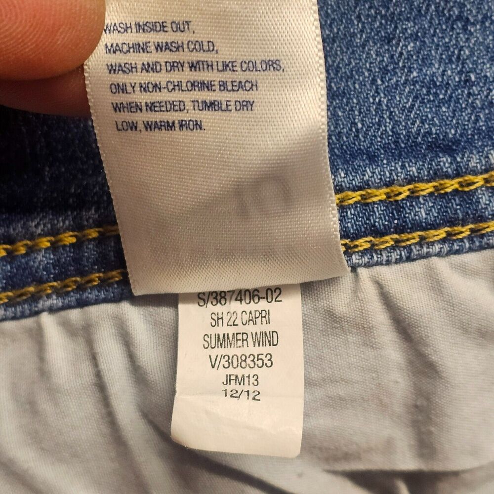 Old Navy The Sweetheart Jean Capri pants size 10 stretchy Distressed Normcore - Picture 7 of 7